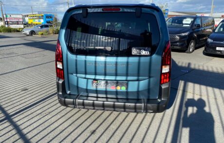 Peugeot Horizon Plus RS 7 Seats – Kiama Blue (2)