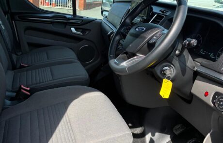 221 Ford Custom Independence 5 seats + wc – Silver (2)
