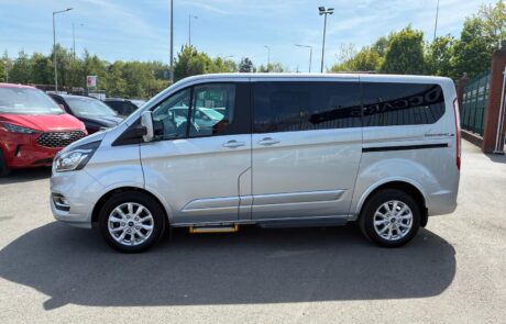 221 Ford Custom Independence 5 seats + wc – Silver (7)