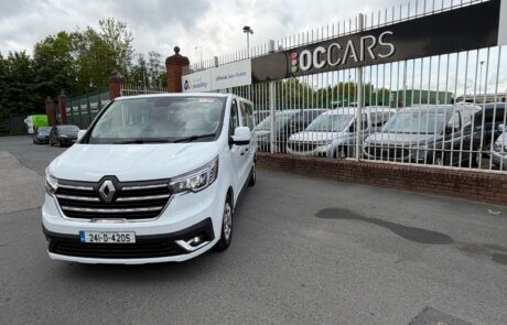 241D4205 Renault Trafic 9 Seats (6)