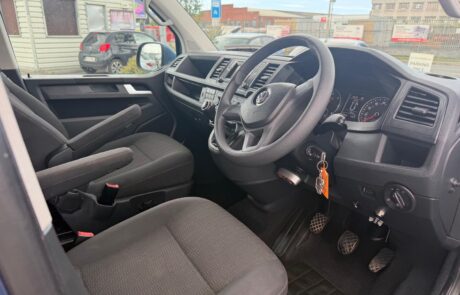 2017 VW Transporter – Blue – 3216 (4)