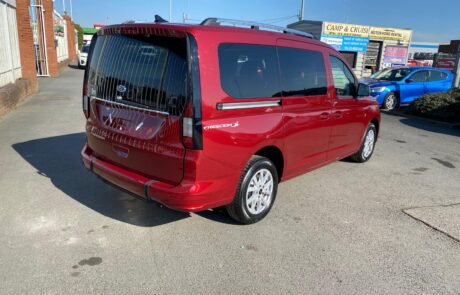 2024 Ford Grand Tourneo Connect Freedom RE – 3031 Met Red (8)